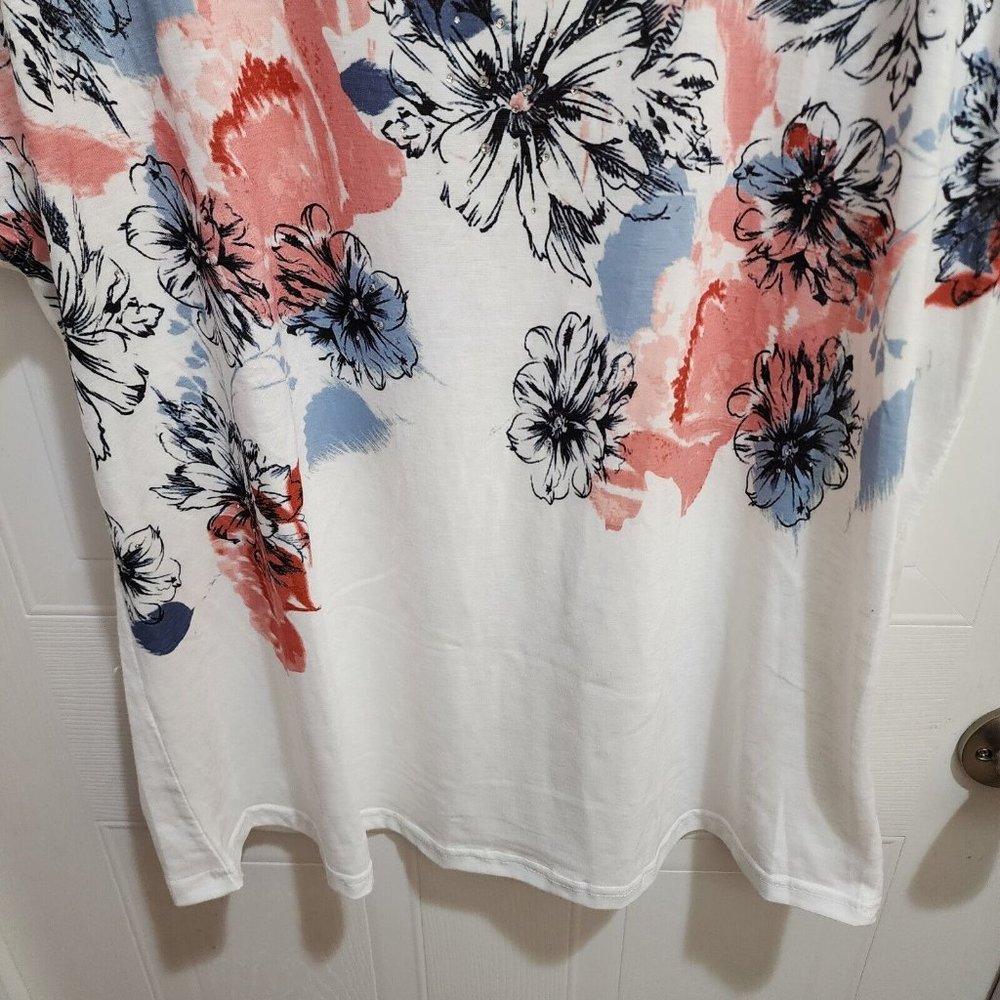 NEW Stem & Vine Womens Short Sleeve Round Neck Tee Shirt Top Floral Plus Size 1X - Picture 4 of 10